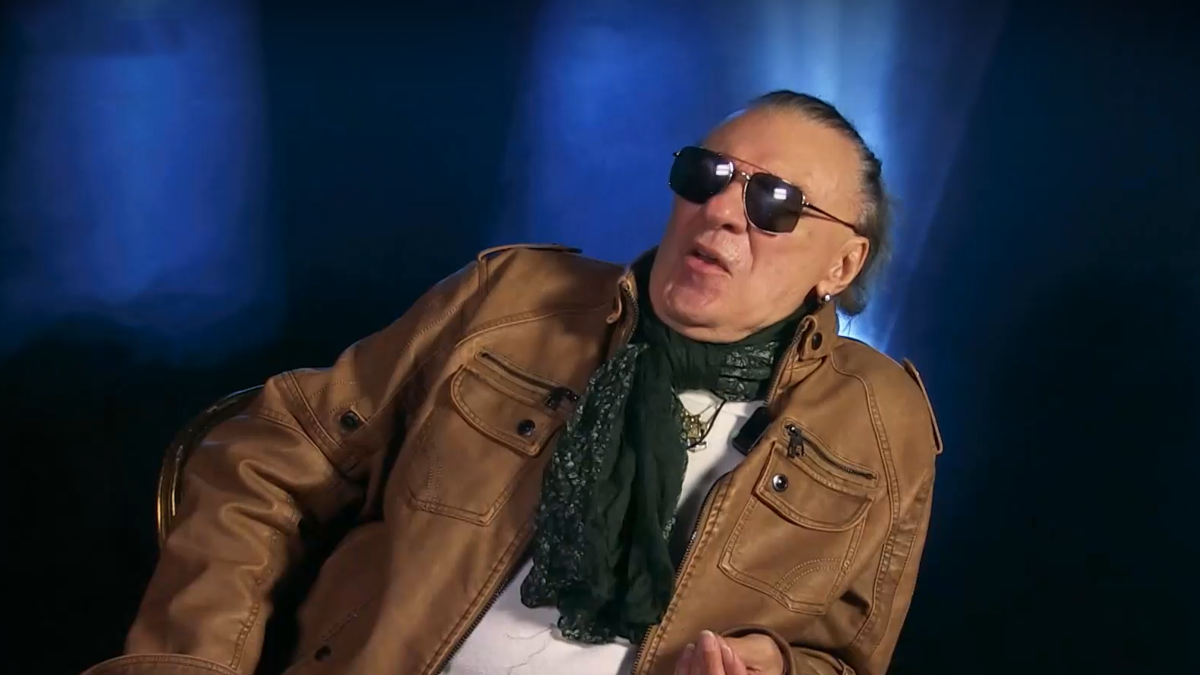 Естрадната легенда разкри неподозирани тайни за личния си живот, отчуждението