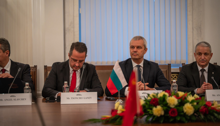 Партията на Костадин Костадинов настоява народът да реши за въвеждането