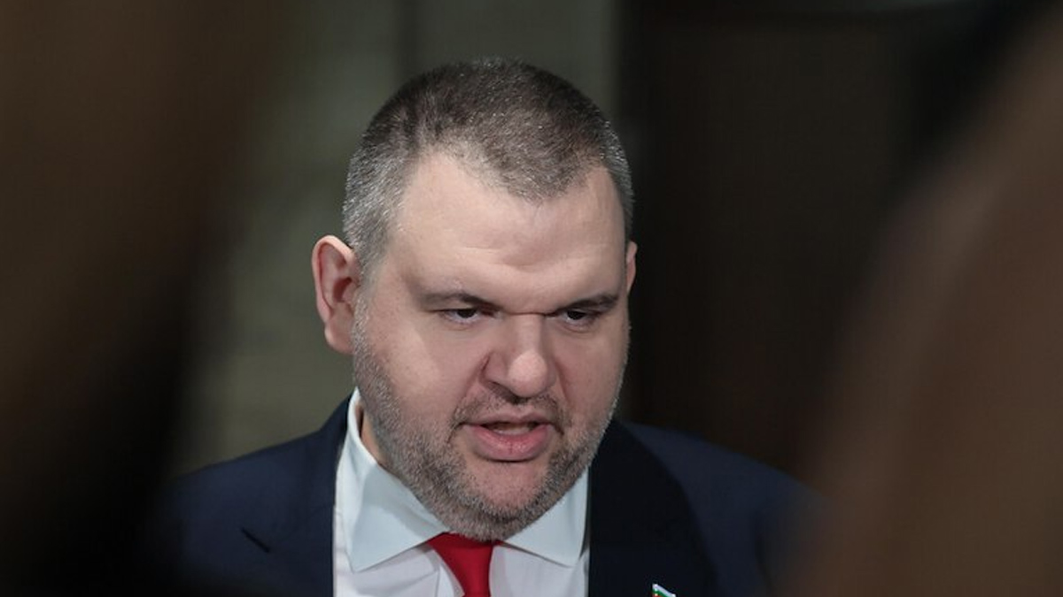 Александър Евтимов беше освободен вчера срещу гаранция от 5000 леваРешението