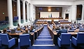 Скандал блокира парламента заради среднощните промени в Изборния кодекс