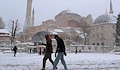 Сняг парализира Истанбул
