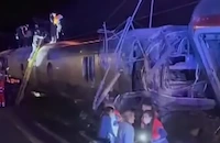 Над 20 души загинаха при влакова катастрофа в Испания