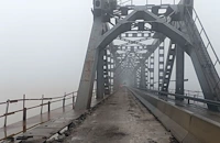 Монтираха първите 16 панела на Дунав мост