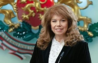 Илияна Йотова пое президентската власт като първата жена на "Дондуков" 2