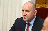 Румен Радев: Предстои ни битка за демокрацията