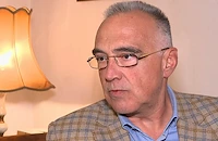 Антон Кутев: Радев ще е близо до пълно мнозинство, но ще търси коалиции