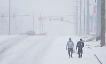 Силна зимна буря прекъсна тока на хиляди домакинства в САЩ