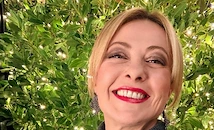 Разследване блокира търга с подаръци на Джорджа Мелони