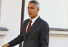 С мутри възпитанието не работи категоричен е анализаторът относно избора