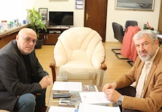 Здравните власти отказват нови мерки въпреки ръста при ученицитеСлучаите на