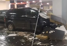 Няма пострадали клиенти и нанесени щети по автомобилите твърдят от