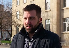 Мними служители на финтех платформи точат сметки чрез схемата спешна