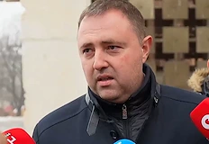 Леден ад в Русе прати 80 души в болница Общината