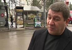 Клиентите плащат цената на напрежениетоНапрежение опашки и спорове за стотинки