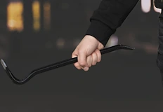 Крадци задигнаха фискално устройство и оборотни средства от вендинг машинаСлужители