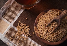 Традиционната подправка помага на стомаха но взаимодейства опасно с лекарстваСминдухът