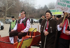 Село Черешово избира баш дядо за 69 и пътУникалният за