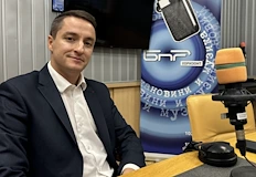 Депутатът вижда борба на живот и смърт и заплашва с