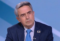 Бившият държавен глава разкритикува оставката на РадевСлужебното правителство не би