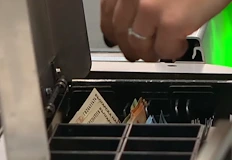 Практиката ощетява клиентите и създава рискове за бъдещетоМножество сигнали за