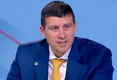 Лидерът на Величие разкри за тайни срещи в гаражи и