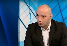 Държавният глава прехвърля топката на Йотова за да не назначава