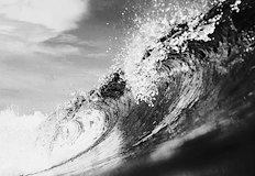 За кратко беше обявена опасност от цунамиЗеметресение с магнитуд 5