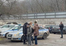 Полиция и екоинспектори запечатаха производството в заводаЗапечатването на производствената линия