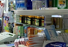 Производители пререгистрират масови лекарства като медицински изделия за да заобиколят