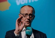 След осем месеца на власт и растеж от едва 0