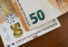 Исторически преглед показва че българите винаги са търсили спасение извън