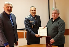 Д р Петър Петров е единственият градоначалник в региона с