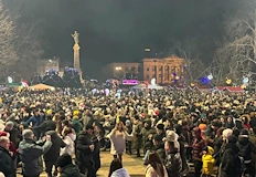 Актьори от Кукления театър водиха празничната програмаЖителите и гостите на