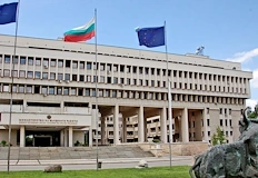 Бизнесът търпи огромни загуби заради затворените граници и фермерския бунтБългария