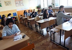 Синдикат Образование иска санкции за родителите и реална автономия на