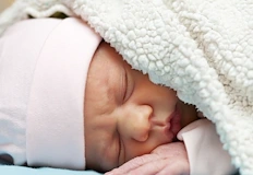 Раждаемостта в най голямата АГ болница спадна с над 200