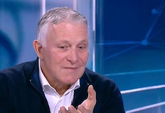 Експертите настояват за връщане на автентичния машинен вот и предупреждават