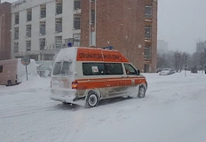 Пострадалата е с фрактури и травми75 годишен водач блъсна възрастна