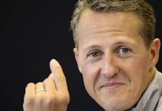 Легендата на Формула 1 се придвижва с инвалидна количкаЛегендарният пилот