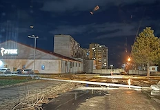 Кризисният щаб заседава по спешност властите призоваха хората да не