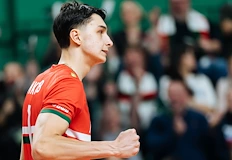 19 годишният разпределител е фаворит на публикатаСветовният вицешампион с България