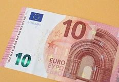 Търговци и клиенти все още не разпознават валидните париПо малко