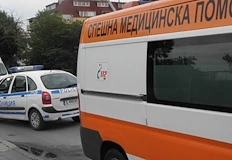 Младият водач отнел предимство и пострада при сблъсък с лека