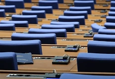 Депутатите са глобени със 773 хиляди лева за системни отсъствияБългарското