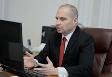 Вицепремиерът поиска и коридори за камионите при готвената 48 часова