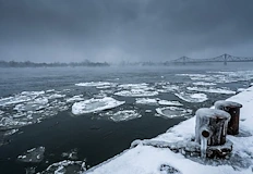 Прогнозите предвиждат риск от ледоход по Дунав и температури до