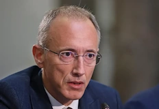 Красимир Вълчев призна за грешки с изпитите и тежките програмиМинистърът