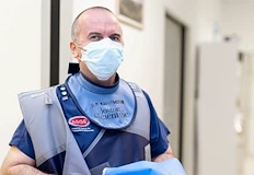 Пациентката страда едновременно от сърдечното заболяване на Такаясу и болест