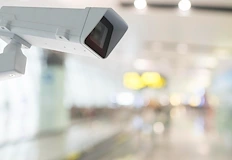 Глоба от 1500 евро заплашва виновния за интимните клипове в