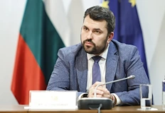 Георг Георгиев поясни че ратификацията на подписания в Давос документ